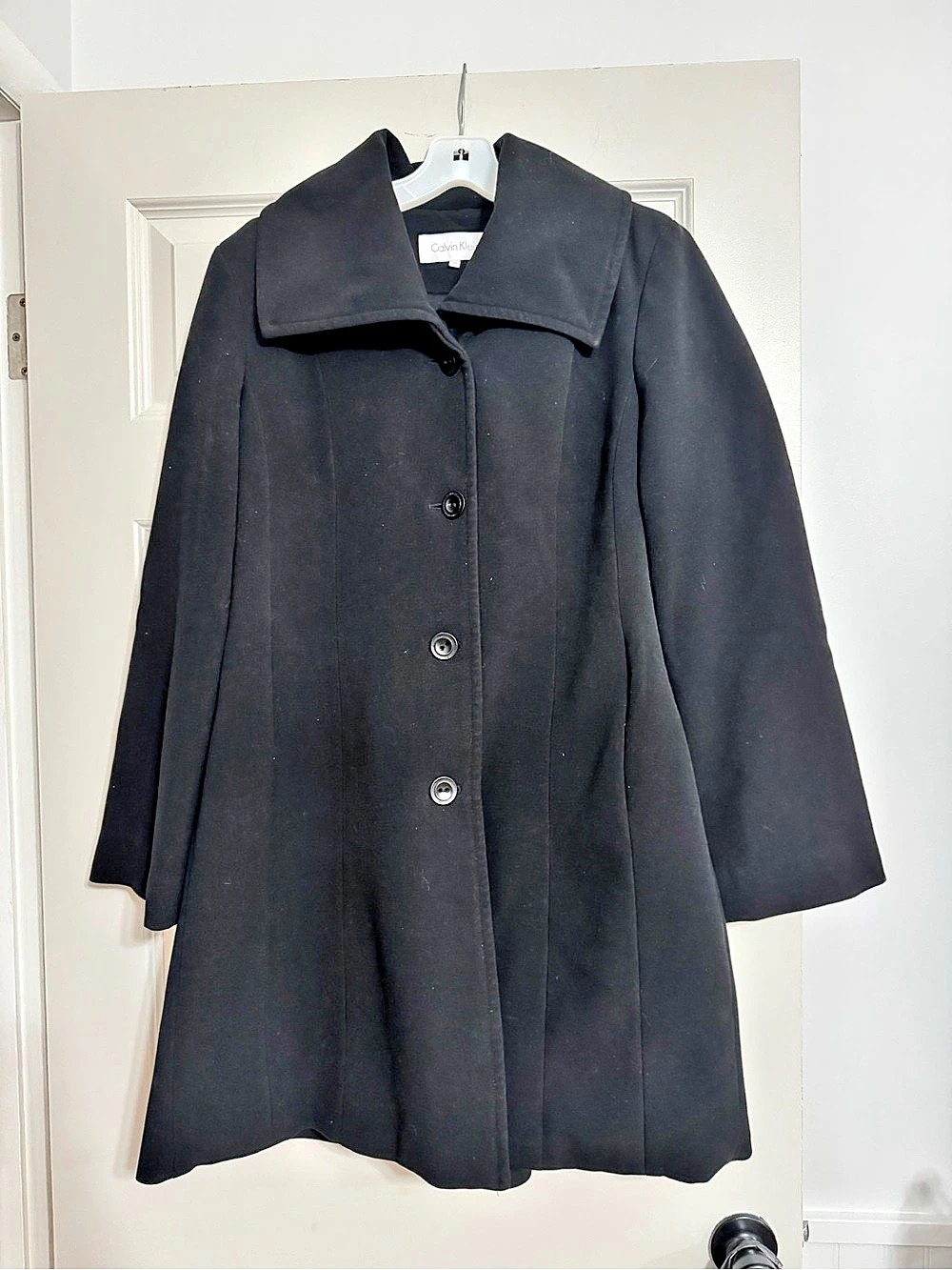 Calvin Klein Women's Black Coat Size Medium Like New